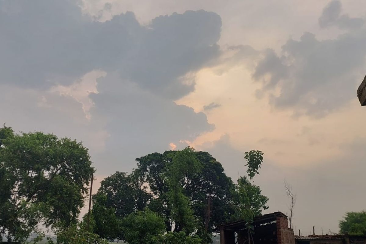 आंधी-पानी की संभावना, दिन भर बादल छाए रहेंगे, दोपहर में बढ़ेगी गर्मी