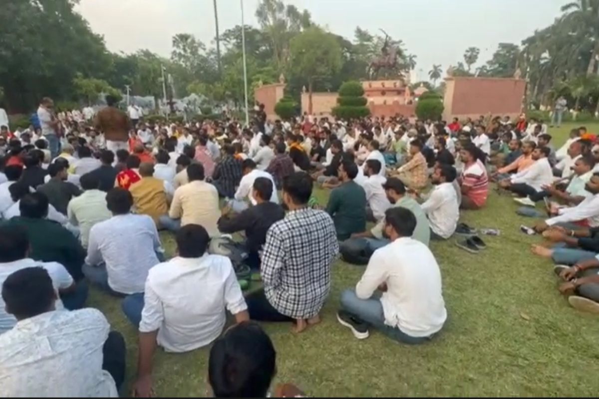 पटना में राजपूत समाज की बैठक, सैकड़ों लोग जुटे ‘सिंह सेना’ गठन का प्रस्ताव