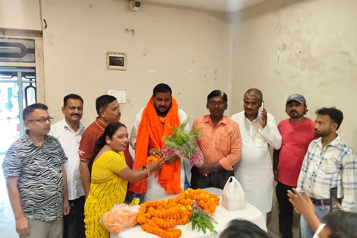 नवनिर्वाचित MLC अनिल ठाकुर का नाई संघ ने किया भव्य स्वागत: बोले- सरकार तक पहुंचेगी समाज की हर आवाज