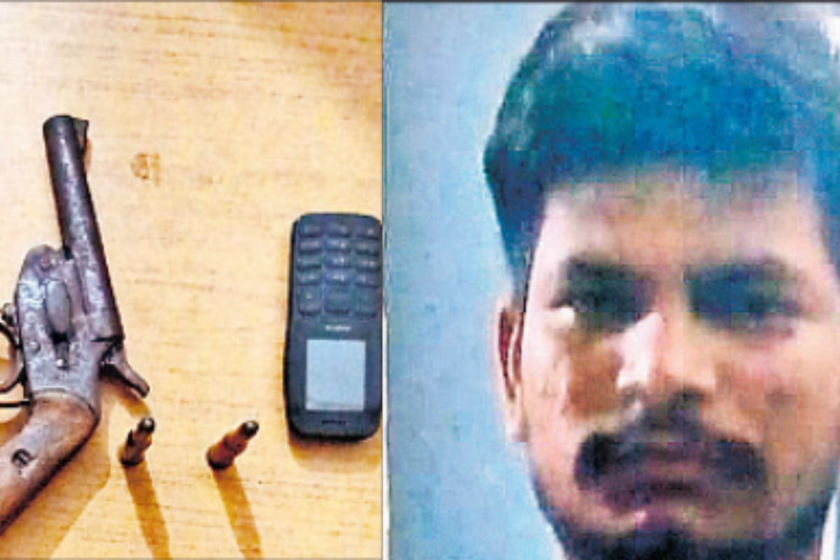जहानाबाद में दवा दुकान से अवैध हथियार बरामद, युवक गिरफ्तार