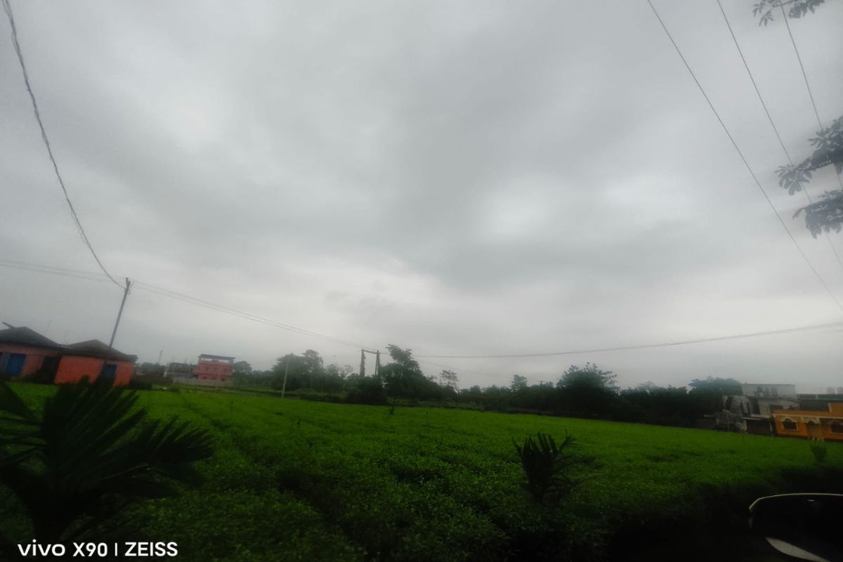 सुबह घने बादल, दिन में बारिश के आसार; सीमांचल में बदला मौसम का मिजाज