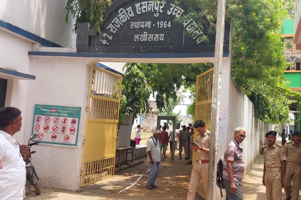 लाखों की डील, फर्जी स्कॉलर और बायोमेट्रिक में सेंध, ऐसे चलता है सॉल्वर गैंग का पूरा खेल