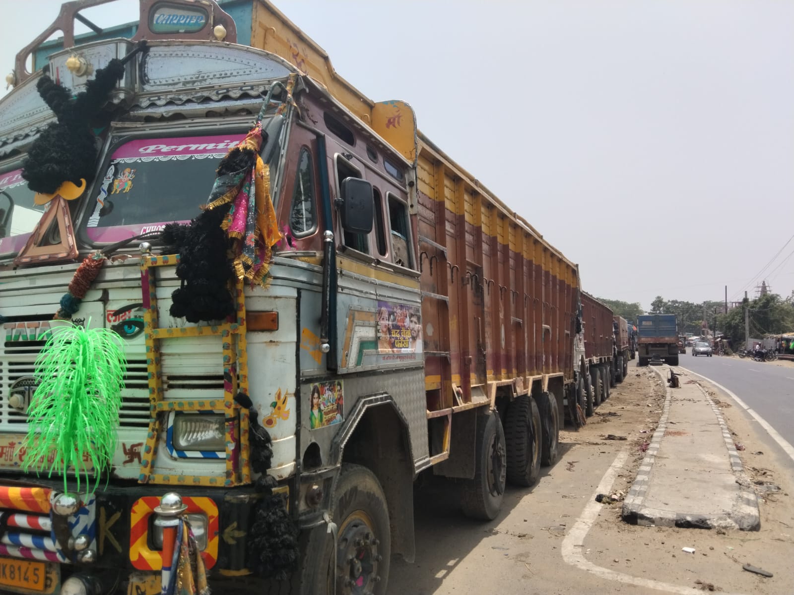 बाइपास पुल बंद होने से शहर में बढ़ी परेशानी, विद्यापीठ चौक और गढ़ी विशनपुर में रोज लग रहा जाम