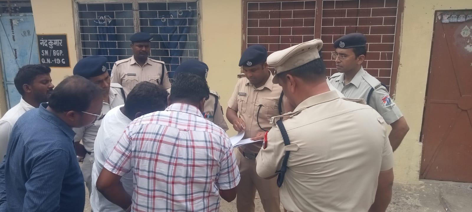 भागलपुर स्टेशन पर बनने वाले स्थायी होल्डिंग एरिया का आरपीएफ डीआईजी ने किया निरीक्षण