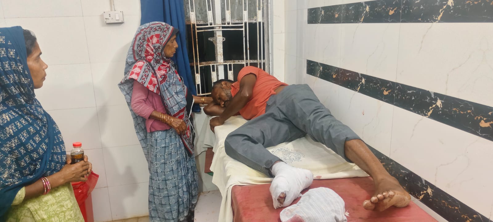 डहुआ गांव के पास तेज रफ्तार दो बाइक की टक्कर से सवार गंभीर, भागलपुर रेफर
