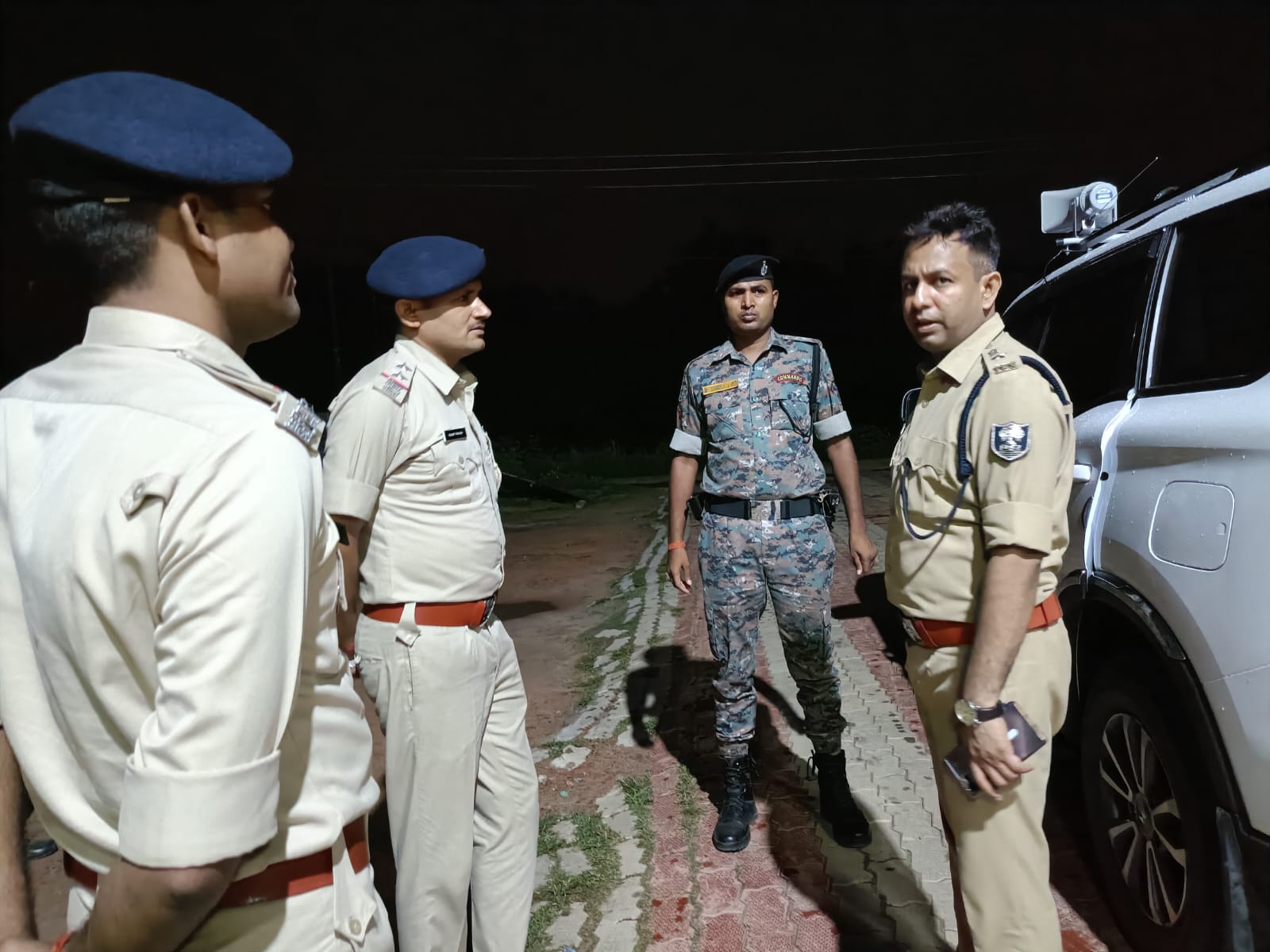 पदभार संभालते ही एक्शन में दिखे नए एसपी, थानों का किया औचक निरीक्षण