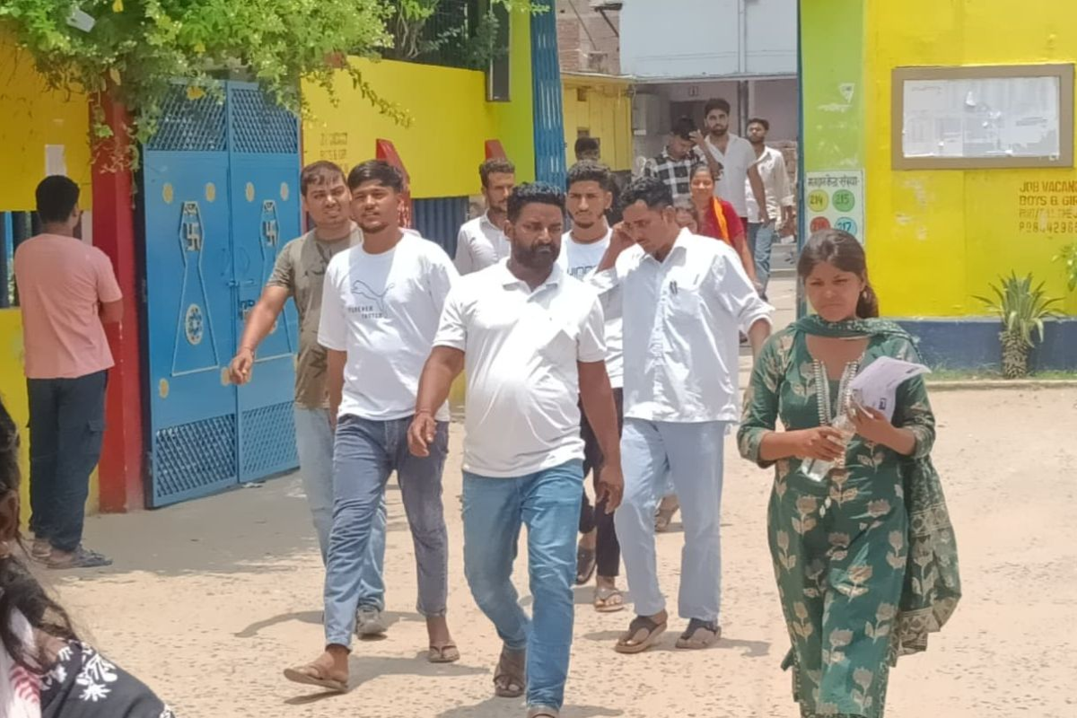भोजपुर के 22 सेंटर पर हुई होमगार्ड अधिनायक लिपिक परीक्षा, 11 जोन में बंटा था पूरा जिला