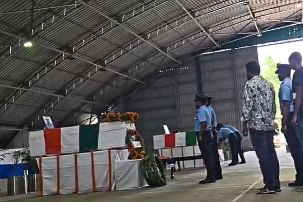 तिरंगे में लिपटकर घर लौटे बिहार के दो लाल, अंतिम दर्शन को उमड़ा जनसैलाब, हर आंख नम, हर दिल गर्व से भरा