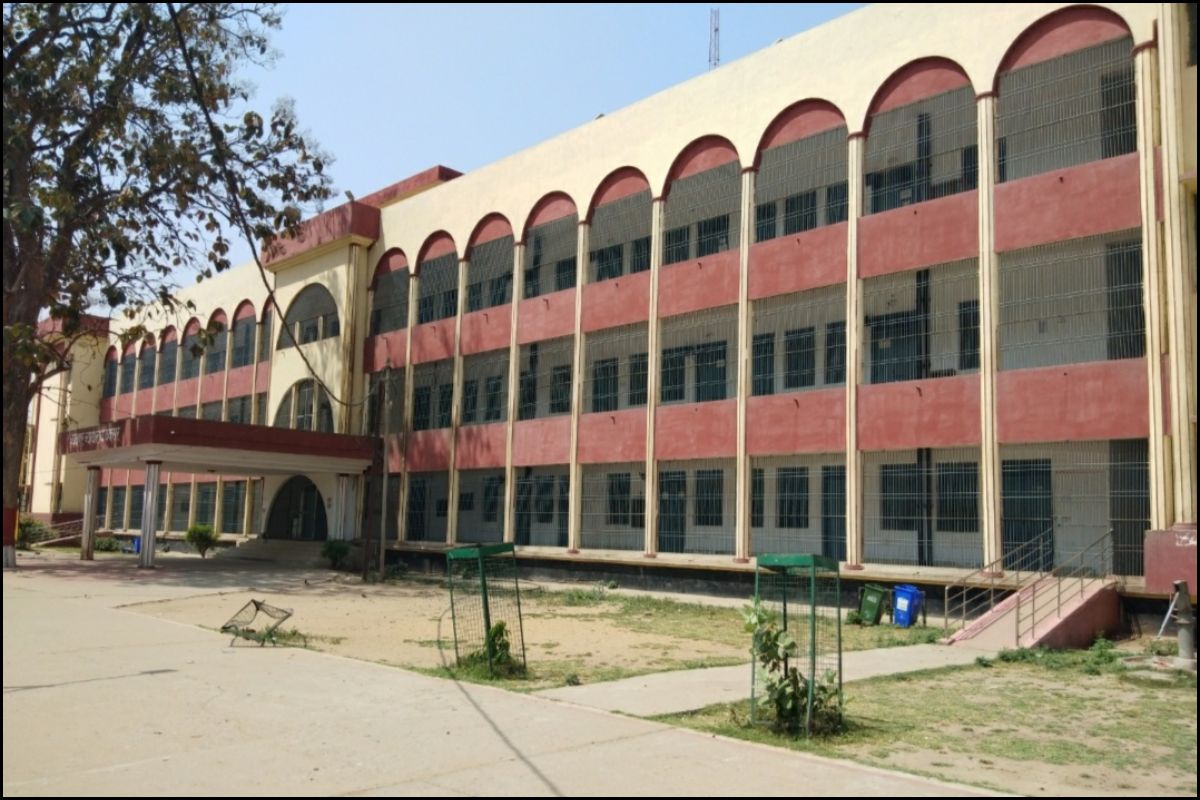 बक्सर कोर्ट ने पुलिस को लगाई फटकार, जानिए झूठे केस का क्या था पूरा मामला