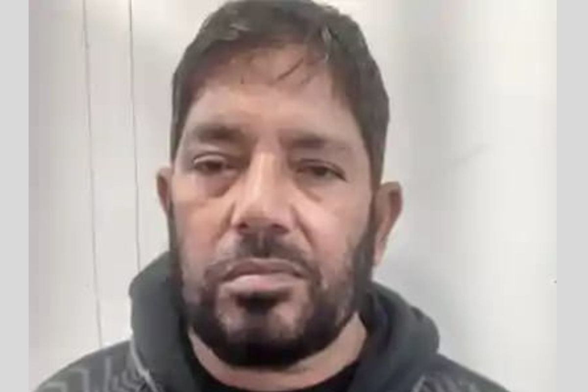 पांडव सेना का सरगना मोस्ट वांटेड संजय सिंह गिरफ्तार, पत्नी ने भेजा वीडियो मैसेज, जानिए कुख्यात की क्राइम कुंडली