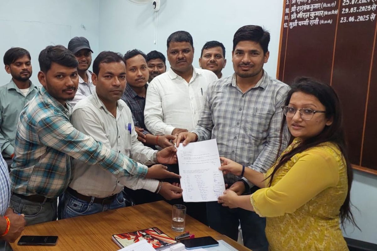 लखीसराय में पंचायत सेवकों की हड़ताल खत्म, जिला पंचायती राज कार्यालय में फिर संभाला काम