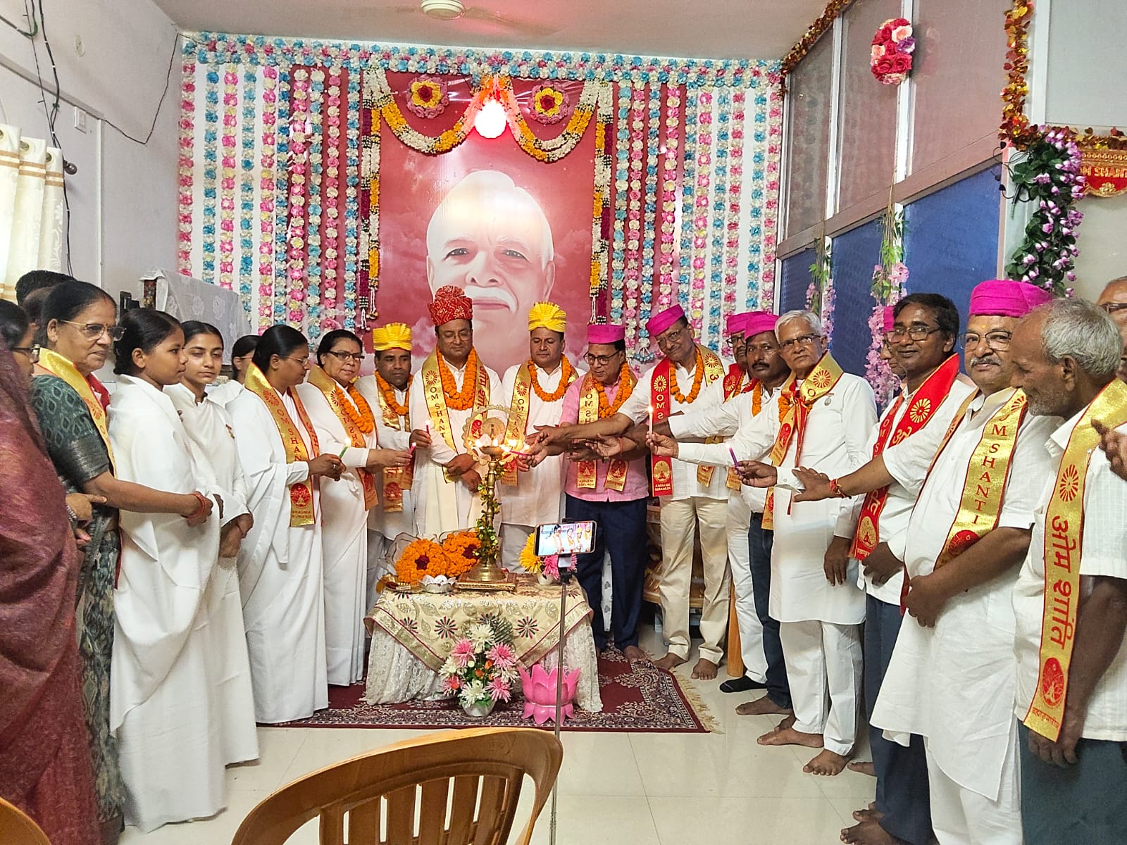 ईश्वरीय मूल्यों को जीवन में अपनाकर सुख, शांति व सफलता करें प्राप्त – अंतर्राष्ट्रीय प्रेरक वक्ता