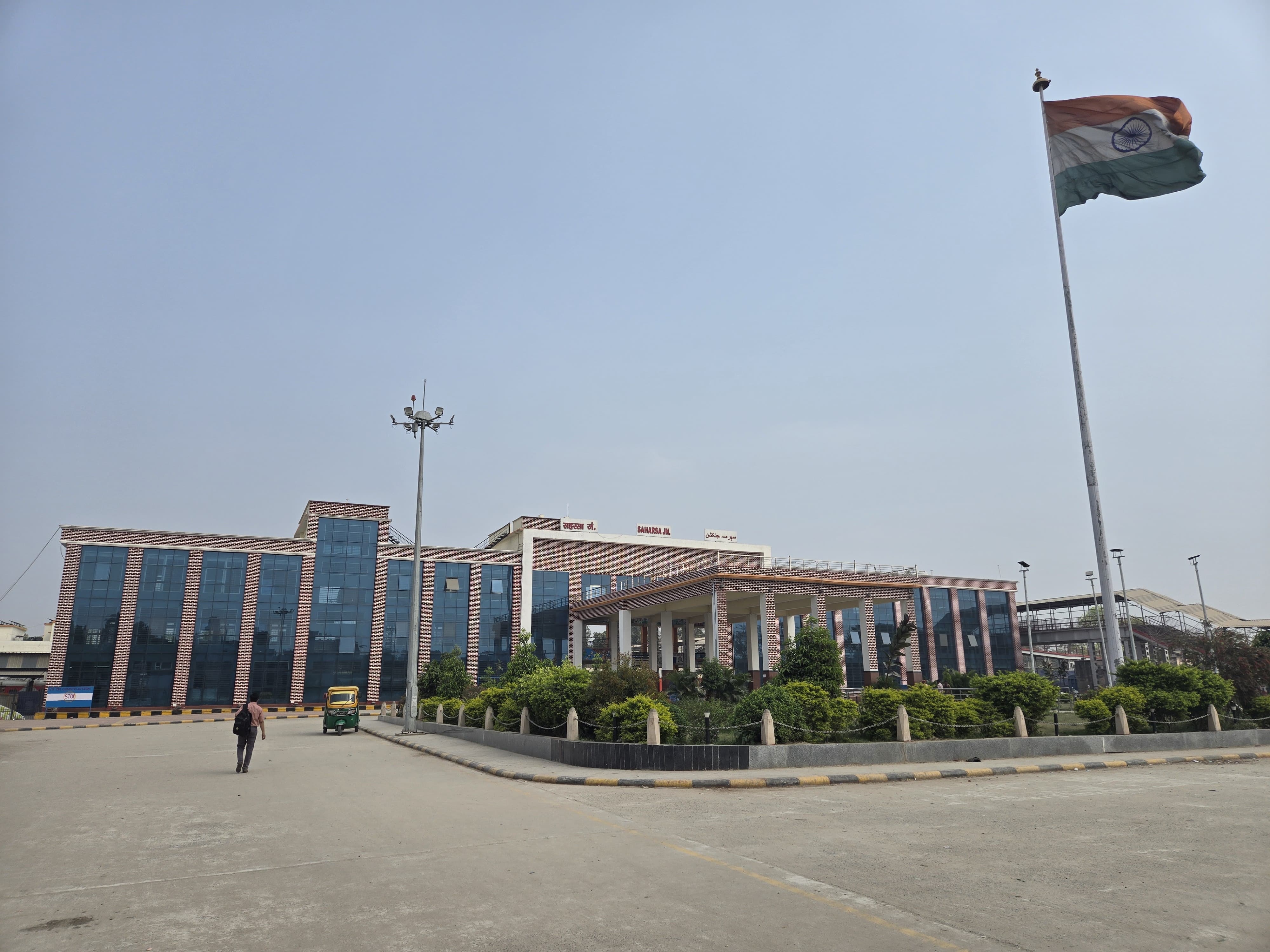 अधर में एयरपोर्ट की तर्ज पर बनने वाली डिजिटल पार्किंग योजना, छह माह से नहीं मिली एजेंसी