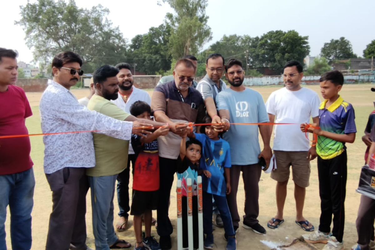 झाझा में शुरू हुआ पांच दिवसीय क्रिकेट समर कैंप, युवा खिलाड़ियों को मिलेगा हुनर निखारने का मौका
