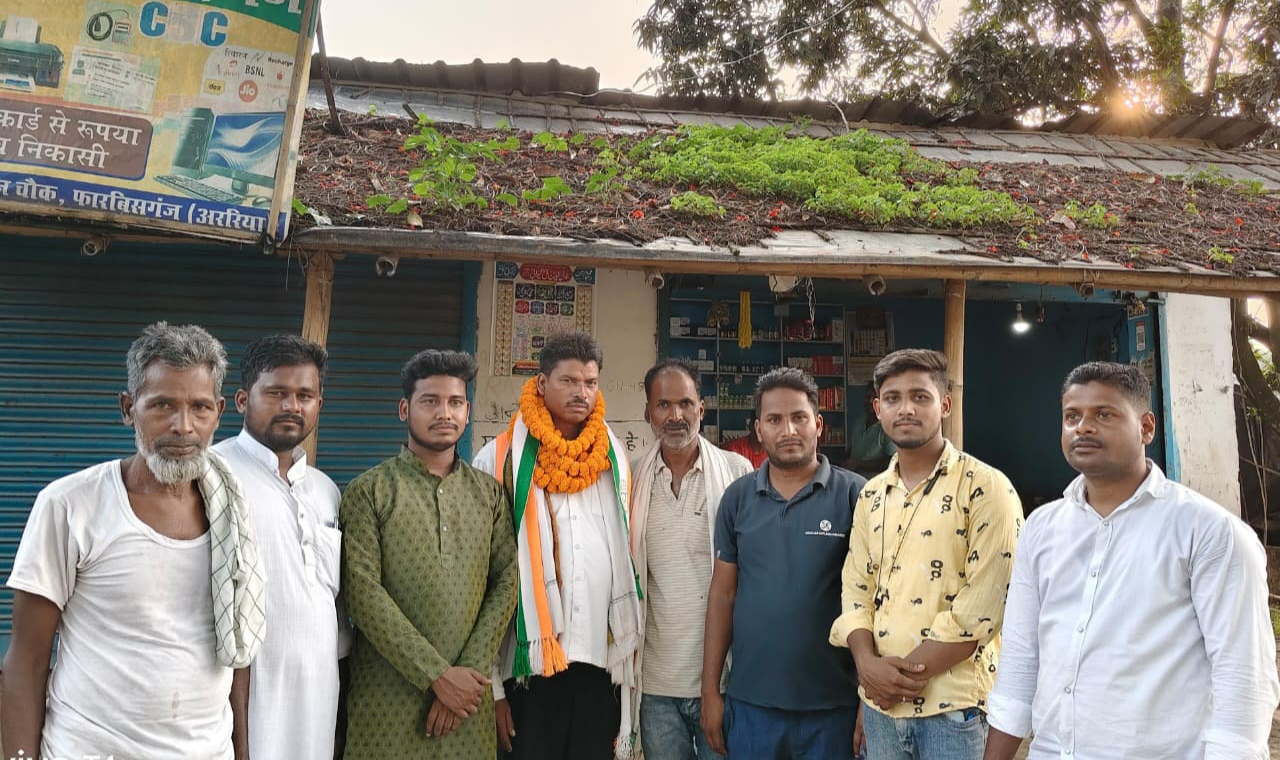 नाई समाज ने एमएलसी अनिल ठाकुर को दी बधाई