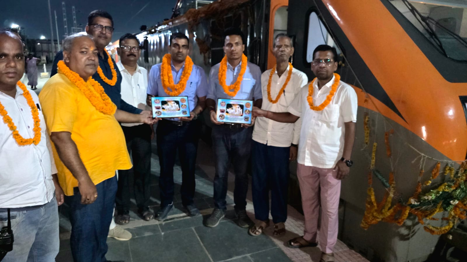 माता सीता की नगरी से गुलाबी शहर तक सीधी रेल सेवा, लोगों ने किया भव्य स्वागत