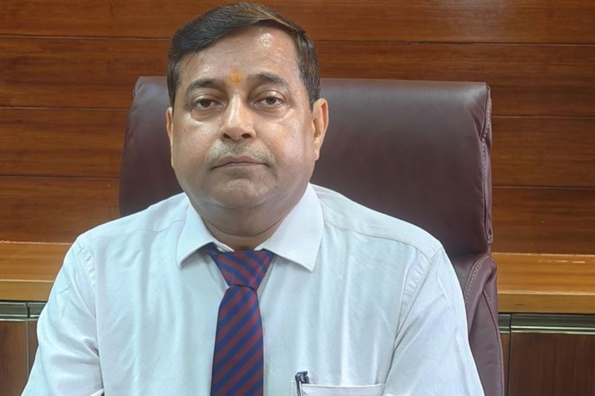 गढ़वा में निजी स्कूलों की मनमानी पर प्रशासन सख्त, 10% से ज्यादा नहीं बढ़ेगी ट्यूशन फी