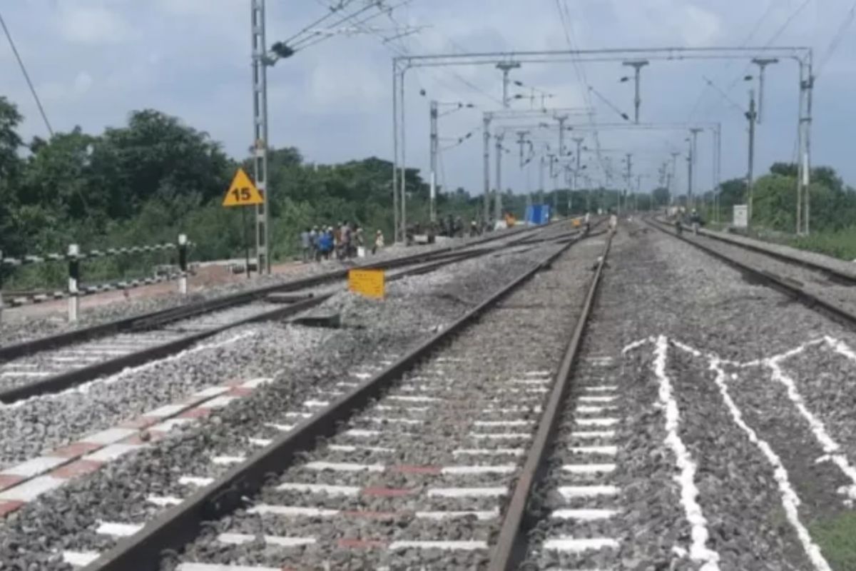 बिहार में इस रूट पर 120 की रफ्तार से चलेंगी ट्रेनें, 30 किमी नई डबल लाइन तैयार