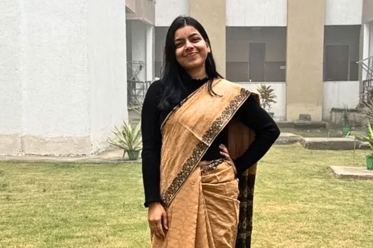 पिता की छोटी दुकान, किताबों के लिए नहीं थे पैसे, ट्यूशन पढ़ाकर की तैयारी, DSP बनी बिहार की बेटी की संघर्ष भरी कहानी