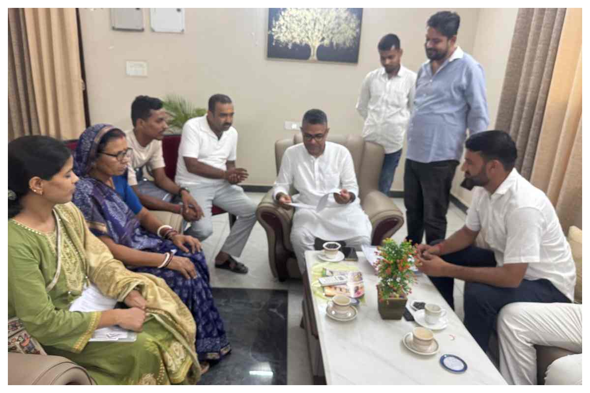 जिला अतिथि गृह में जनसुनवाई, विधायक बोले- जनता का विश्वास मेरी सबसे बड़ी ताकत