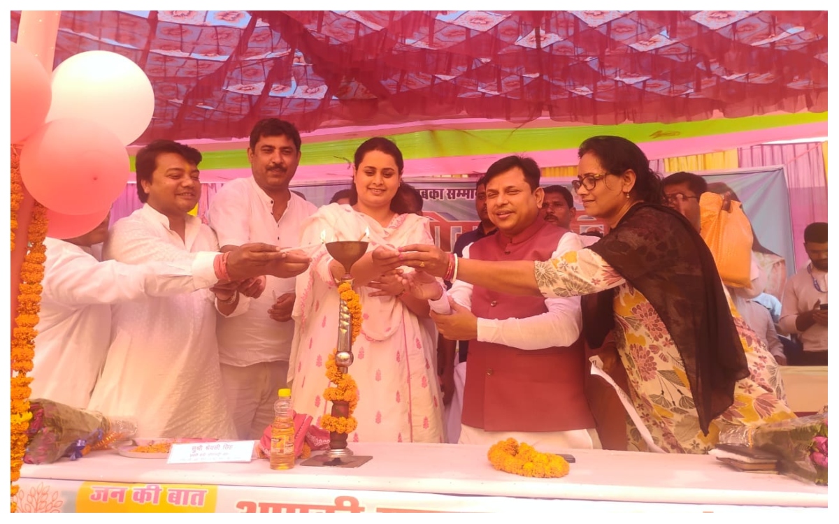 सीतामढ़ी: मेजरगंज सहयोग शिविर में मंत्री श्रेयसी सिंह ने अधिकारियों को दिए सख्त निर्देश