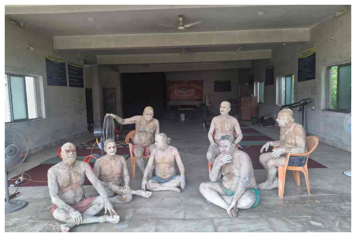 नेचरोपैथी से स्वास्थ्य सुधारने की पहल, योग शिविर बना आकर्षण का केंद्र
