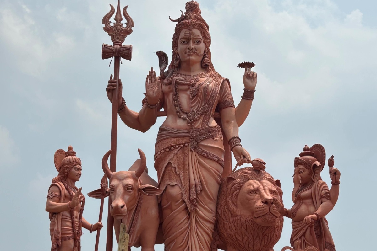 बिहार में आस्था का नया केंद्र: 26 जून को 108 फीट अर्धनारीश्वर प्रतिमा का होगा प्राण प्रतिष्ठा, कलश यात्रा के साथ महायज्ञ शुरू