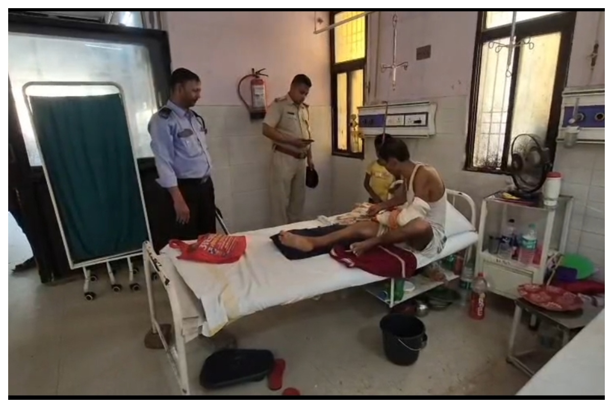 मुजफ्फरपुर: SKMCH में हड्डी वार्ड में शराब पार्टी कोल्ड ड्रिंक की बोतल में रखी थी देसी शराब, मरीज के पिता और भाई हिरासत में