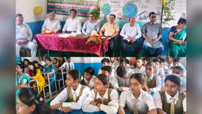सासाराम में पर्यावरण दिवस पर पौधारोपण व जागरूकता कार्यक्रम, नाटक-प्रस्तुतियों से छात्रों ने दिया संरक्षण संदेश