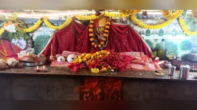 आज का दर्शन : आर्द्रा नक्षत्र में महावीर मंदिर में लगी श्रद्धालुओं की भीड़