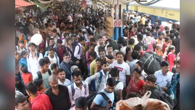 पूर्णिया में सिपाही भर्ती परीक्षा शुरू होने से पहले परीक्षा केंद्र में लगी आग, टला बड़ा हादसा