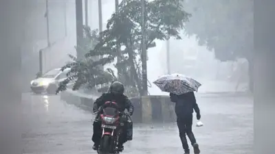 Muzaffarpur Weather Alert: सोमवार को गरज-चमक के साथ बारिश और वज्रपात के आसार, IMD ने जारी की चेतावनी