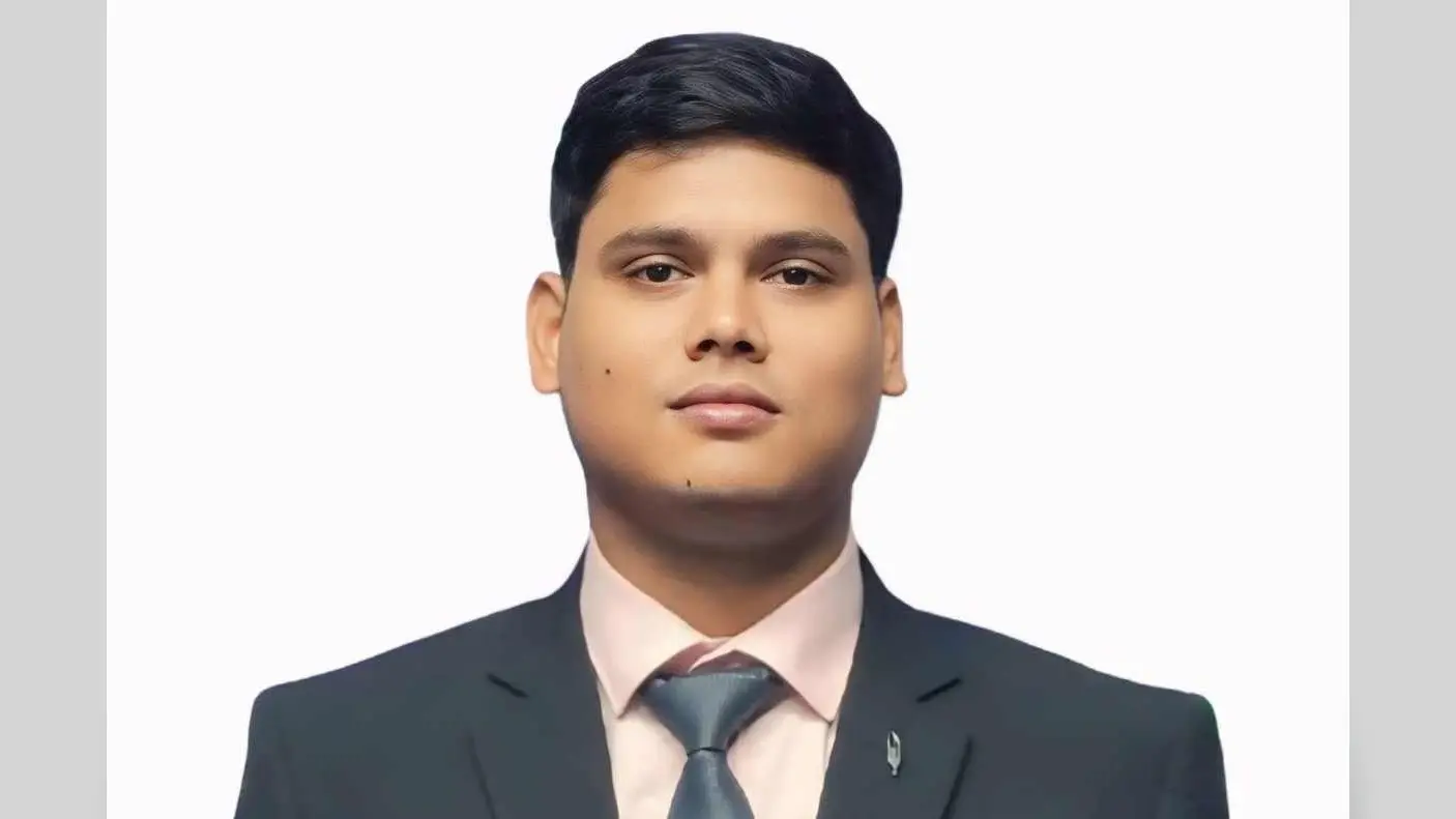 BPSC Success Story: छात्र नेता से सप्लाई इंस्पेक्टर बने आशीष पुष्कर, NET-JRF टॉपर ने अब BPSC में मारी बाजी