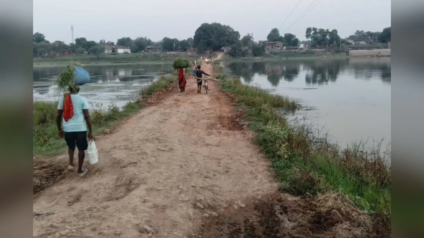 यूपी से बक्सर आ रहे तस्करों का ‘मास्टरमाइंड’ प्लान, उत्पाद विभाग को फिल्मी स्टाइल में छकाया, घेराबंदी तोड़ भागे