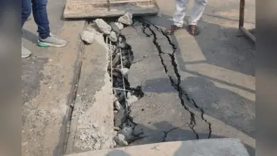 बक्सर-बरौनी आरओबी धंसाव मामले में सरकार का एक्शन, तीन इंजीनियर सस्पेंड, क्या बोले मंत्री