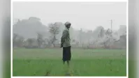 लोहरदगा में लगातार बारिश से जनजीवन प्रभावित, सब्जी फसलों पर मंडराया नुकसान का खतरा