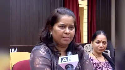 महाराष्ट्र: पेपर लीक के चलते TET परीक्षा स्थगित, उद्धव सेना का सरकार पर करारा हमला