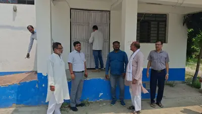 ईवीएम-वीवीपैट वेयरहाउस का त्रैमासिक निरीक्षण, दिव्यांग मतदाताओं की भागीदारी बढ़ाने पर जोर