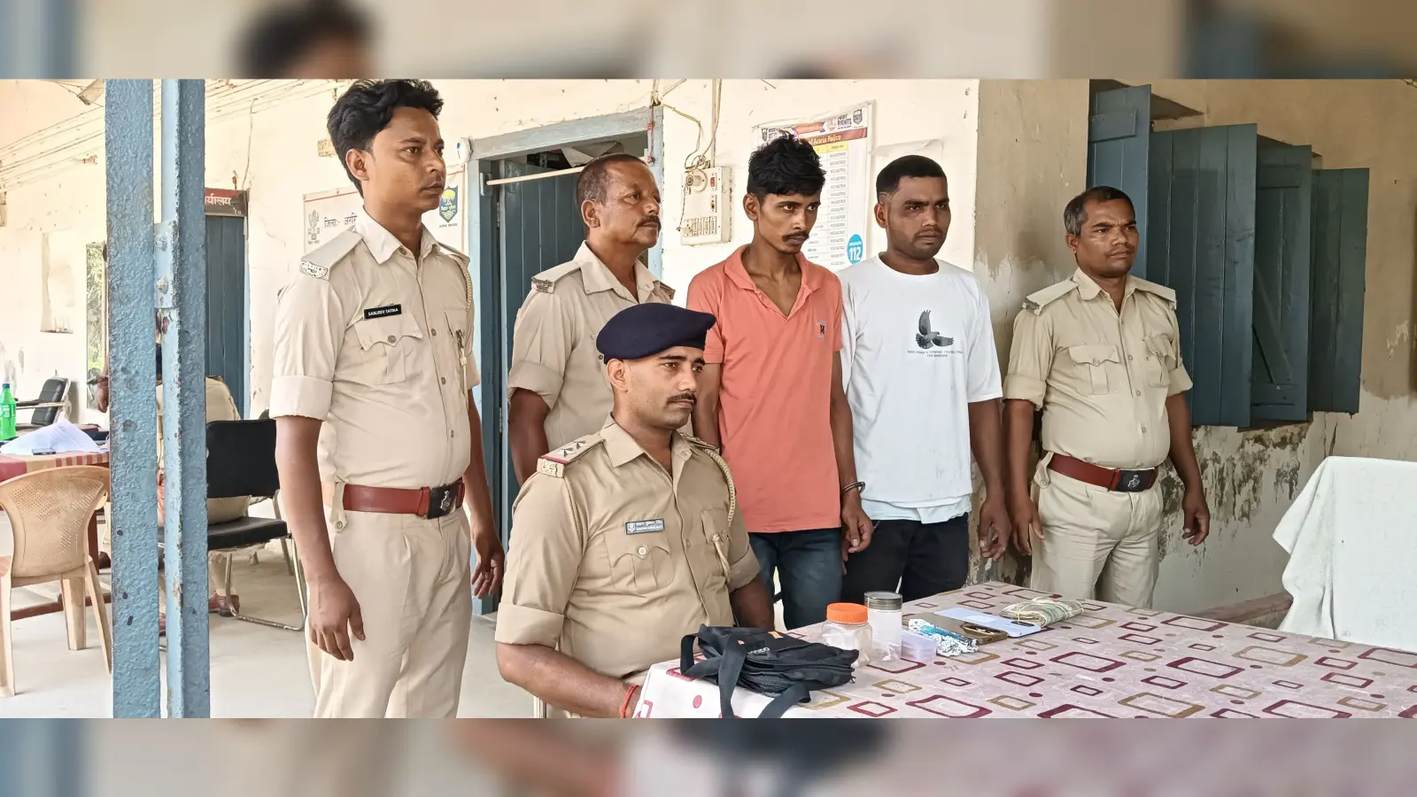 14 ग्राम स्मैक के साथ दो तस्कर गिरफ्तार