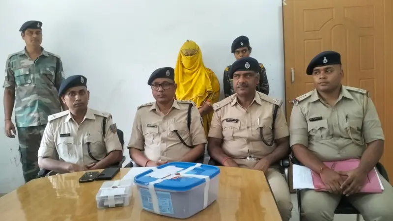 Dhanbad News: त्रिकोणीय प्रेम-प्रसंग में हुई थी दिलशाद की हत्या, नये प्रेमी के साथ मिल प्रेमिका ने रेता था गला