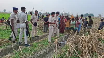 खेत में संदिग्ध परिस्थति में मिला शव, लू से मौत की आशंका