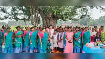 गांवों में बैठक कर झामुमो नेत्री ने सुनीं जनसमस्याएं