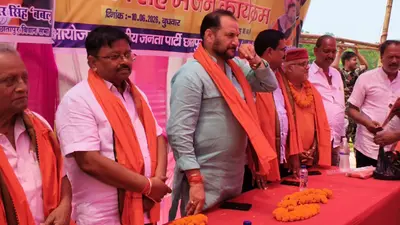 पीएम मोदी के 12 साल कार्यकाल पूरे होने पर वीरपुर में जश्न, भजन-कीर्तन के साथ की दीर्घायु की कामना