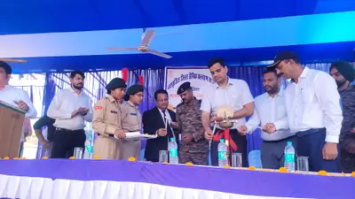 सीमा प्रहरी के साथ राष्ट्र की आत्मा, समर्पण के जीवंत प्रतीक हैं सैनिक : डीएम