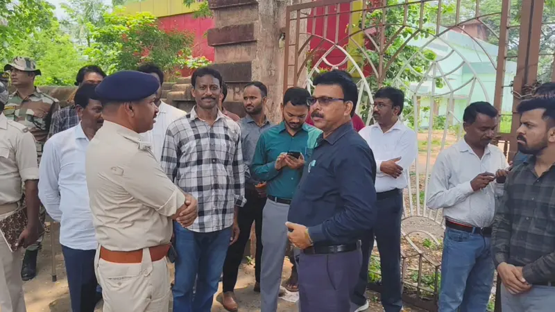 हाइकोर्ट के आदेश पर पांच साल बाद खुला पुराने नगर भवन का ताला