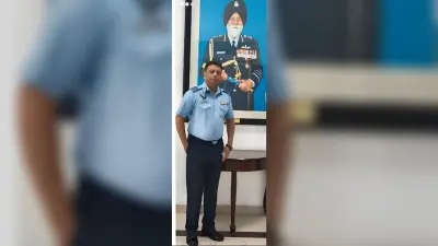 मधुपुर की गलियों से निकल कर ग्रुप कैप्टन तक पहुंचे प्रशांत