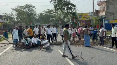 Giridih News :सब्जी लदे पिकअप वैन ने बुजुर्ग को रौंदा, गंभीर