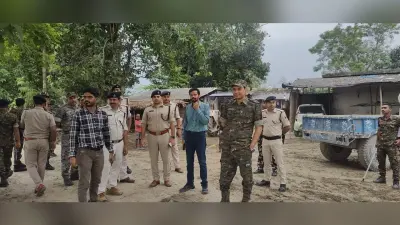 बालू माफिया सहित संलिप्त लोगों पर भी होगी कार्रवाई -डीएम