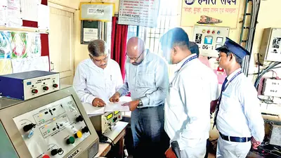 आसनसोल-जसीडीह-देवघर एवं देवघर-बांका खंड में विंड्रो ट्रेल का डीआरएम ने किया मुआयना