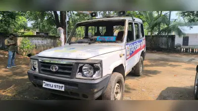 Giridih News :साइबर पुलिस पर हमला कर ग्रामीणों ने आरोपी को छुड़ाया, कई पुलिसकर्मी घायल, वाहन क्षतिग्रस्त